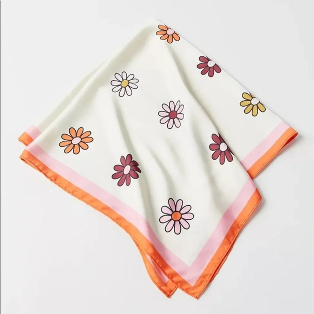 Urban Outfitters-Daisy Extra-Large Silky Bandana